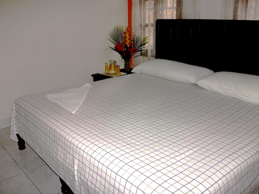 Hotel & Hostal Yaxkin Copan Room photo